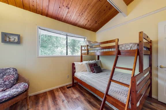 Family Friendly Home with Hot Tub Ocean View and Entertainment Near Beach