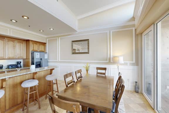 Gorgeous oceanfront condo with great views and beach access