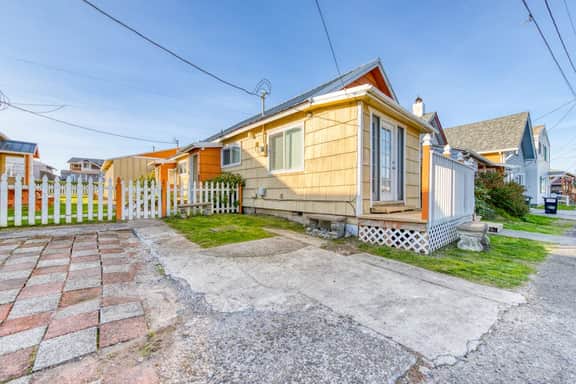 Four Dog Friendly Rentals Near Beach Access Ideal for Multi Families