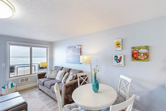 Rock Creek Inn condo on beach with ocean view balcony walk to shops and dining