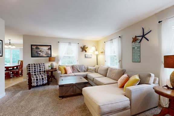 Charming home near coast with firepit deck front porch