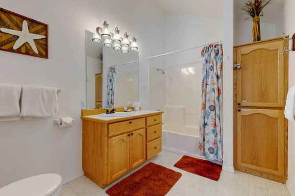 Family friendly ocean view home with spacious deck walk to beach books and games