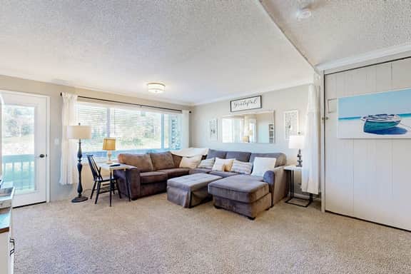 Creekfront Condo with Private Patio Beach Access Shared with D Gas Grill and Views - Image 4