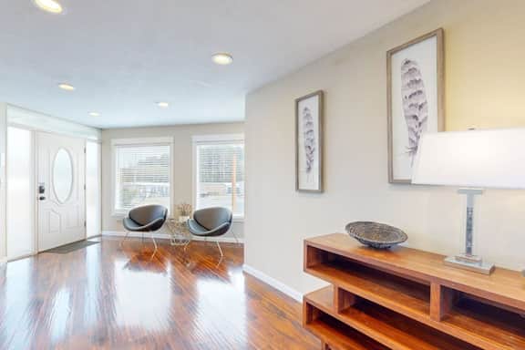 Luxurious and Spacious Renovated Condo with Gorgeous Ocean Views Dogs OK - Image 5