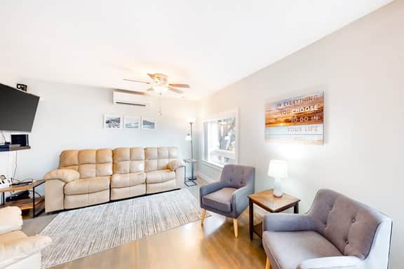 Charming Ocean View Home with Free WiFi and Private Washer Dryer Dogs Welcome