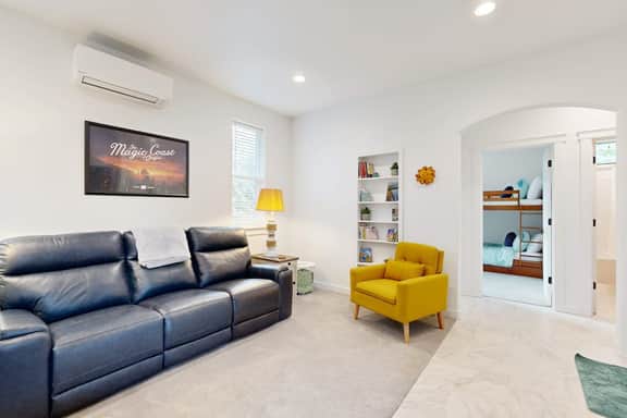 Charming coastal retreat near the beach with smart TV fireplace and games