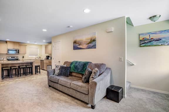 Wonderful duplex with central AC 2 washer dryers 1 minute walk to beach