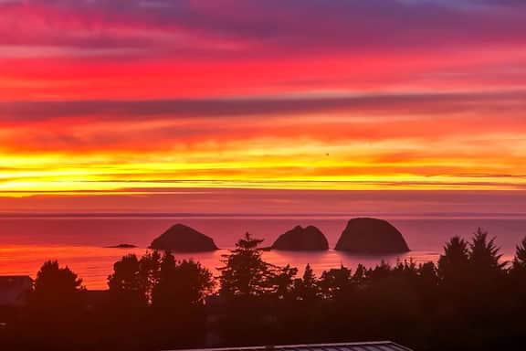 Spectacular ocean view home with fireplace and large decks dog friendly