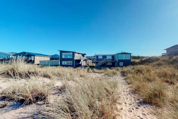 Beautiful oceanfront home with a gorgeous view