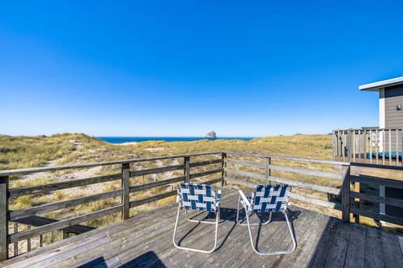 Beautiful oceanfront home with a gorgeous view
