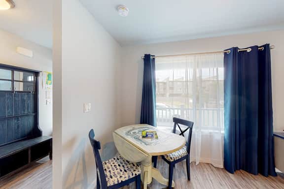 4BR home steps from the beach with private hot tub fireplace and firepit