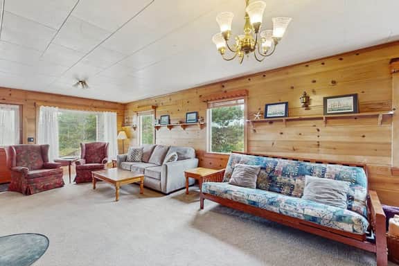 McKinnon's beach house oceanfront with beach views deck patio and fireplace dog friendly