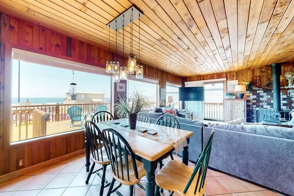Rustic chic treasure with deck grill wood stove outdoor shower dogs ok