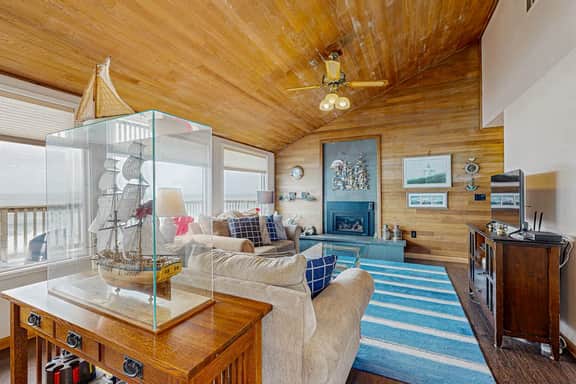 Dog friendly home with oceanfront location and fireplace walk to the beach