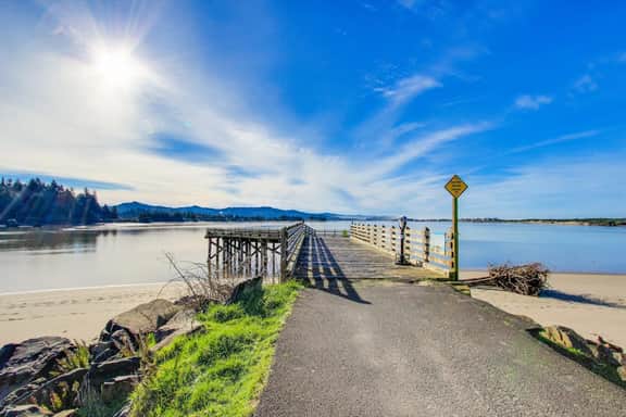 Lovely Coastal Condo with Ocean Views Walk to Beach Dogs OK