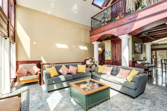 Oceanfront Villa with WiFi Private Hot Tub Balconies Beach Access and Game Room