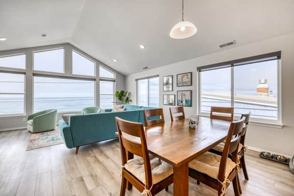 Oceanfront dog friendly home with hot tub and huge view steps to beach access - Image 2