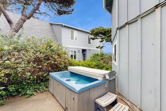 Unique and spacious home with private hot tub game room and great ocean views