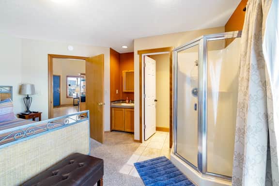 Dog Friendly House with Ocean Views Hot Tub Arcade Machine and Easy Beach Access
