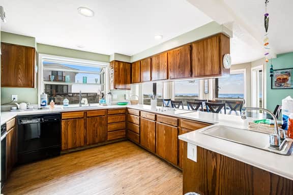 Oceanfront Home with Incredible Views Patio Deck and WiFi Steps to the Beach