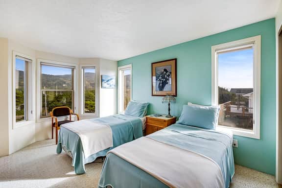 Oceanfront Home with Incredible Views Patio Deck and WiFi Steps to the Beach