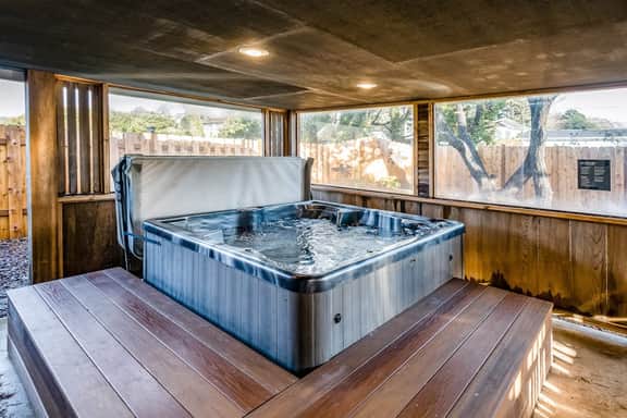 Family friendly house with ocean view and private hot tub walk to beach dogs OK