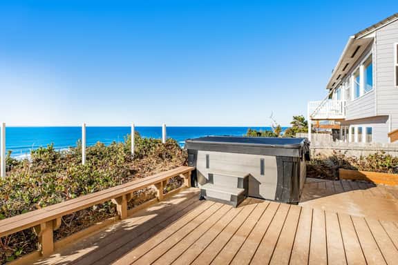 Dog friendly oceanfront home with views fireplace hot tub and washer dryer