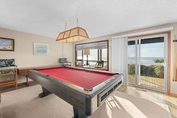 Impressive oceanfront home with great views dog friendly