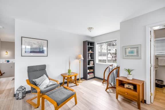 Inviting Haven with Large Yard WiFi and Partial Ocean View Steps to Beach - Image 5