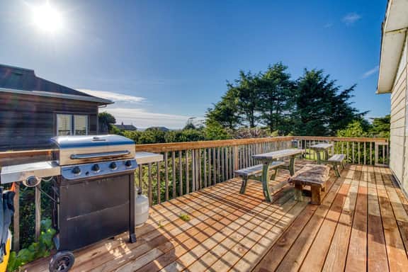 Classic home with partial ocean views and horseshoe pit close to beach