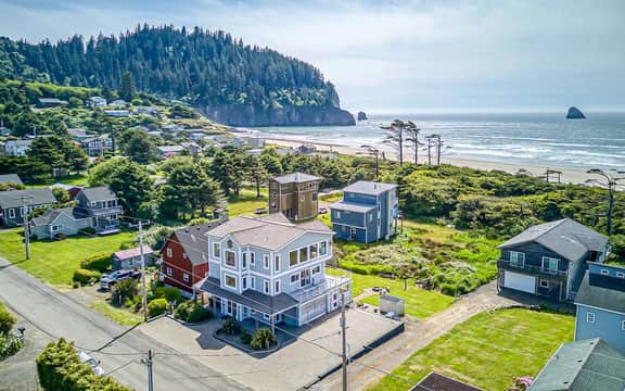 Elegant home with sauna private hot tub and ocean views accessible by elevator