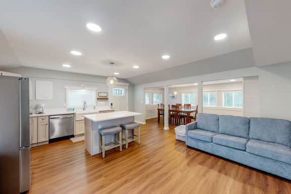 Renovated dog friendly cottage with a covered porch deck yard and washer dryer