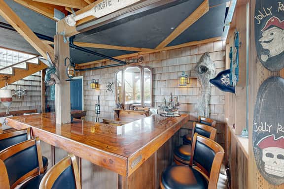 Spacious home with Ocean Views game room office deck patio and grill - Image 3