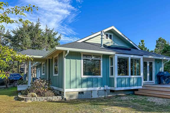 Dog friendly home close to the beach with patio BBQ and WiFi - Image 3