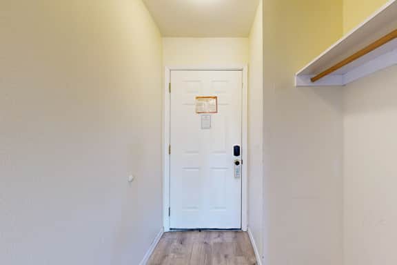 Lower Level Studio with Ocean Views and Easy Beach Access Dog Friendly - Image 5