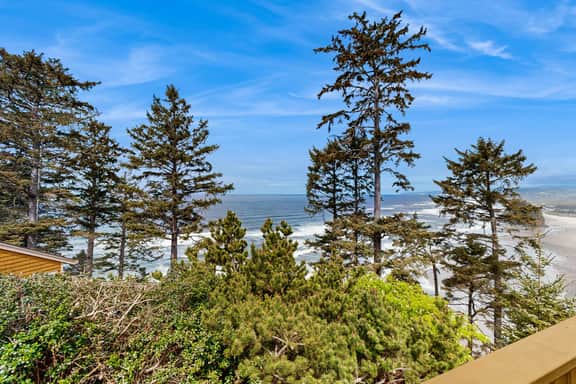 Dog Friendly Home with Private Hot Tub and Views of Proposal Rock and the Ocean - Image 3