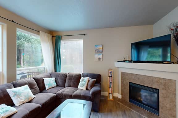 Modern Ocean Highlands home with Netarts Bay and ocean views fireplace dogs OK - Image 4