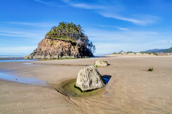 Proposal Rock Charmer Condo in Neskowin with creekside and ocean views - Image 4