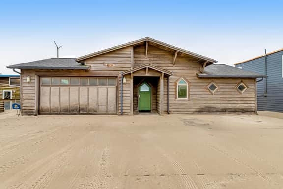 Gorgeous oceanfront home with incredible views of Haystack Rock dog friendly - Image 5