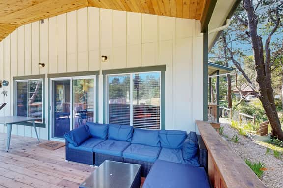 Newly constructed home with firepit and large deck walk to the beach and golf - Image 5