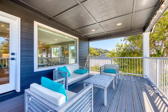 Newly built home with lake view and game room steps to downtown walk to beach - Image 5