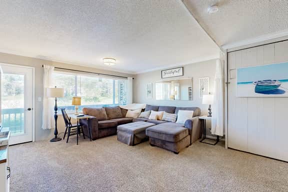 Creekfront Condo with Private Patio Beach Access Shared with D Gas Grill and Views - Image 4