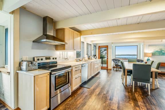 Ocean and lake view home with private hot tub and beach access - Image 3