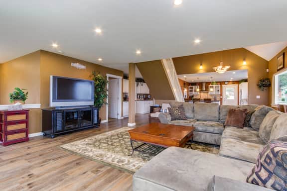 Enormous ocean view homes with firepit and deck short walk to the beach - Image 4
