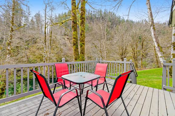 Dog friendly waterfront home on the Wilson River with great views deck and WiFi - Image 5