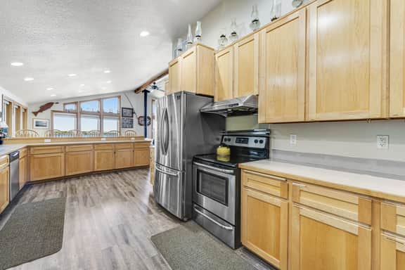 Dog Friendly Bay View Home with Nautical Decor Close to Beach - Image 5
