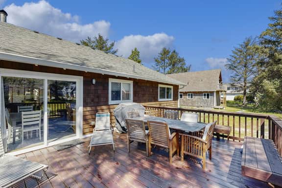 Home near the beach with furnished deck gas grill and outdoor firepit - Image 2