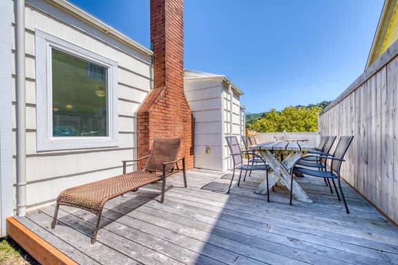 New listing Oceanfront home with private beach access amazing views and Ping Pong - Image 5