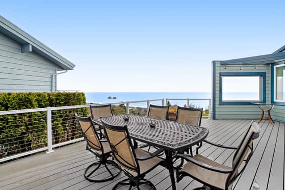 Ocean view home with a deck gas grill free WiFi and washer dryer - Image 2