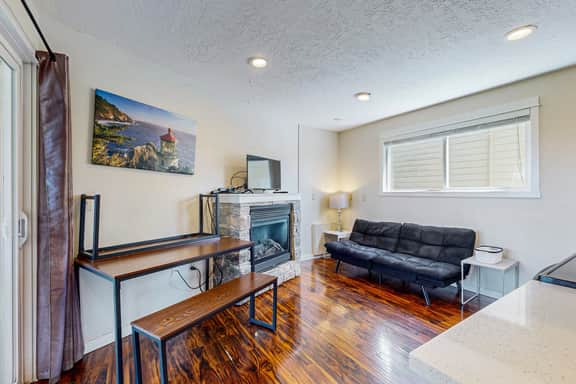Dog Friendly Condo with Partial Ocean Views Short Walk to the Beach - Image 4